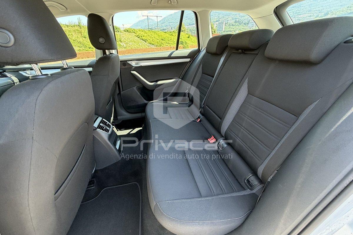 SKODA Octavia 1.6 TDI SCR 115 CV DSG Wagon Executive