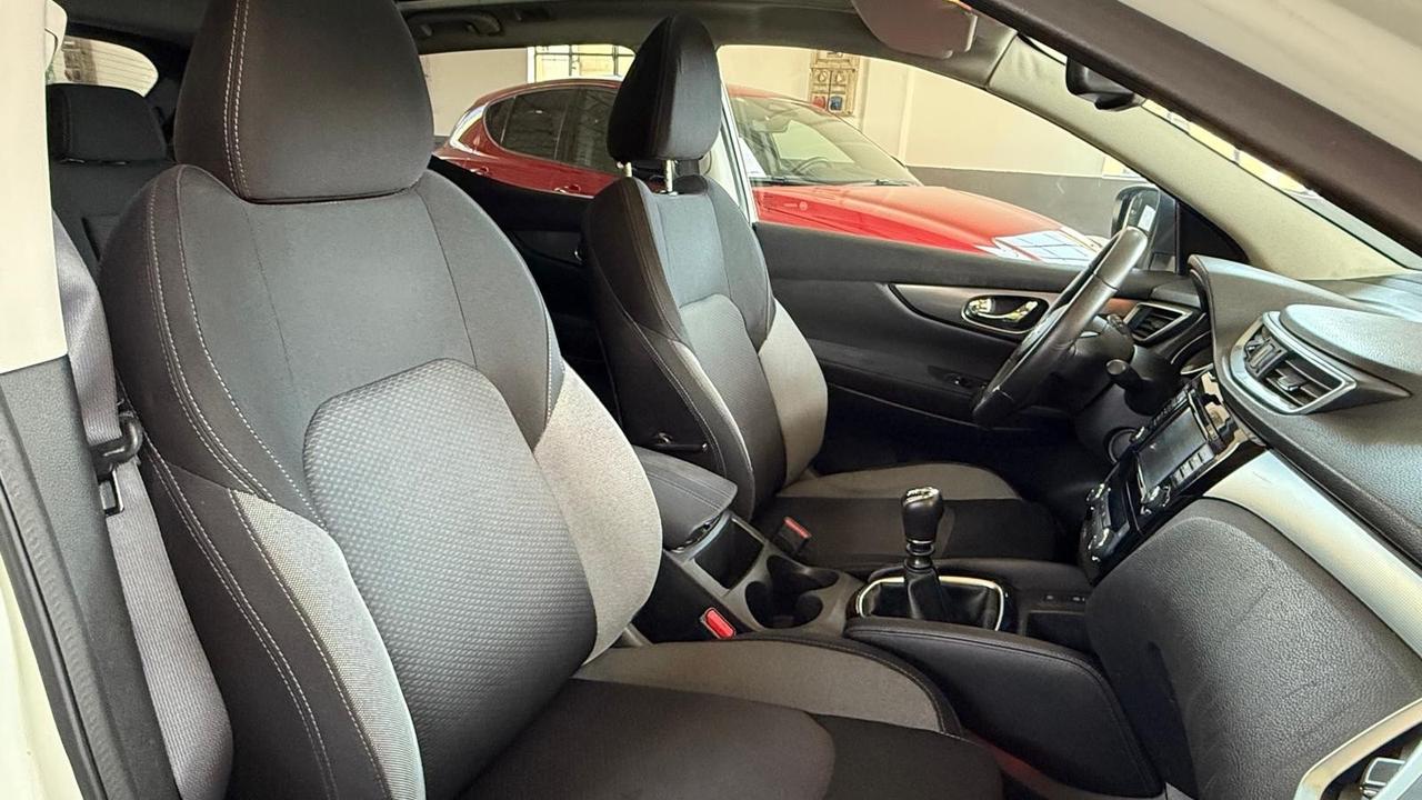 Nissan Qashqai 1.2 DIG-T N-Connecta