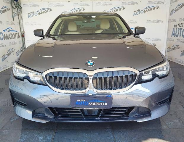 BMW Serie 3 318d Sport auto