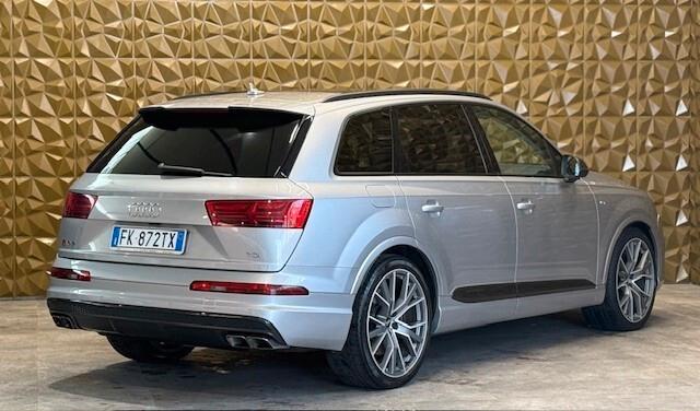 Audi Q7 SQ7 4.0 V8 TDI quattro tiptronic 7p