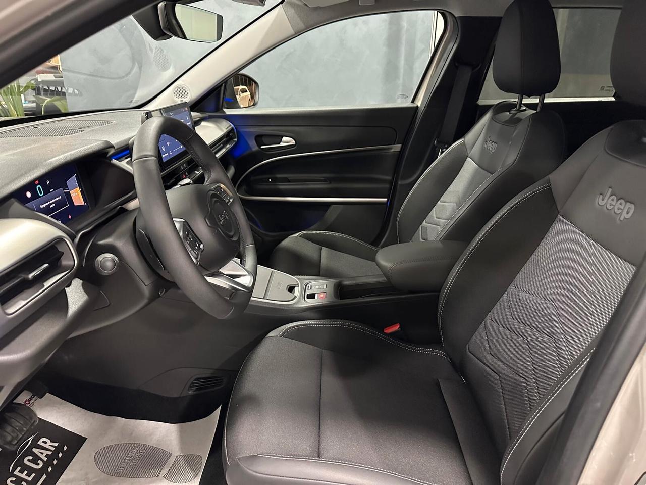 Jeep Avenger 1.2 Turbo 100 CV MHEV Summit