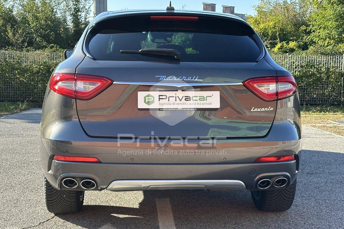 MASERATI Levante V6 Diesel 275 CV AWD