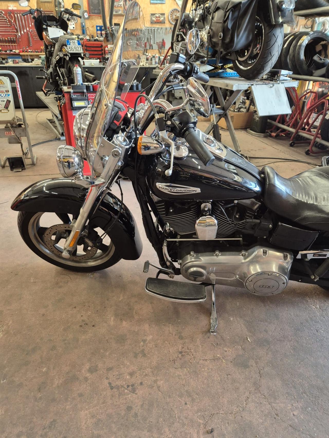 Harley-davidson Dyna Switchback