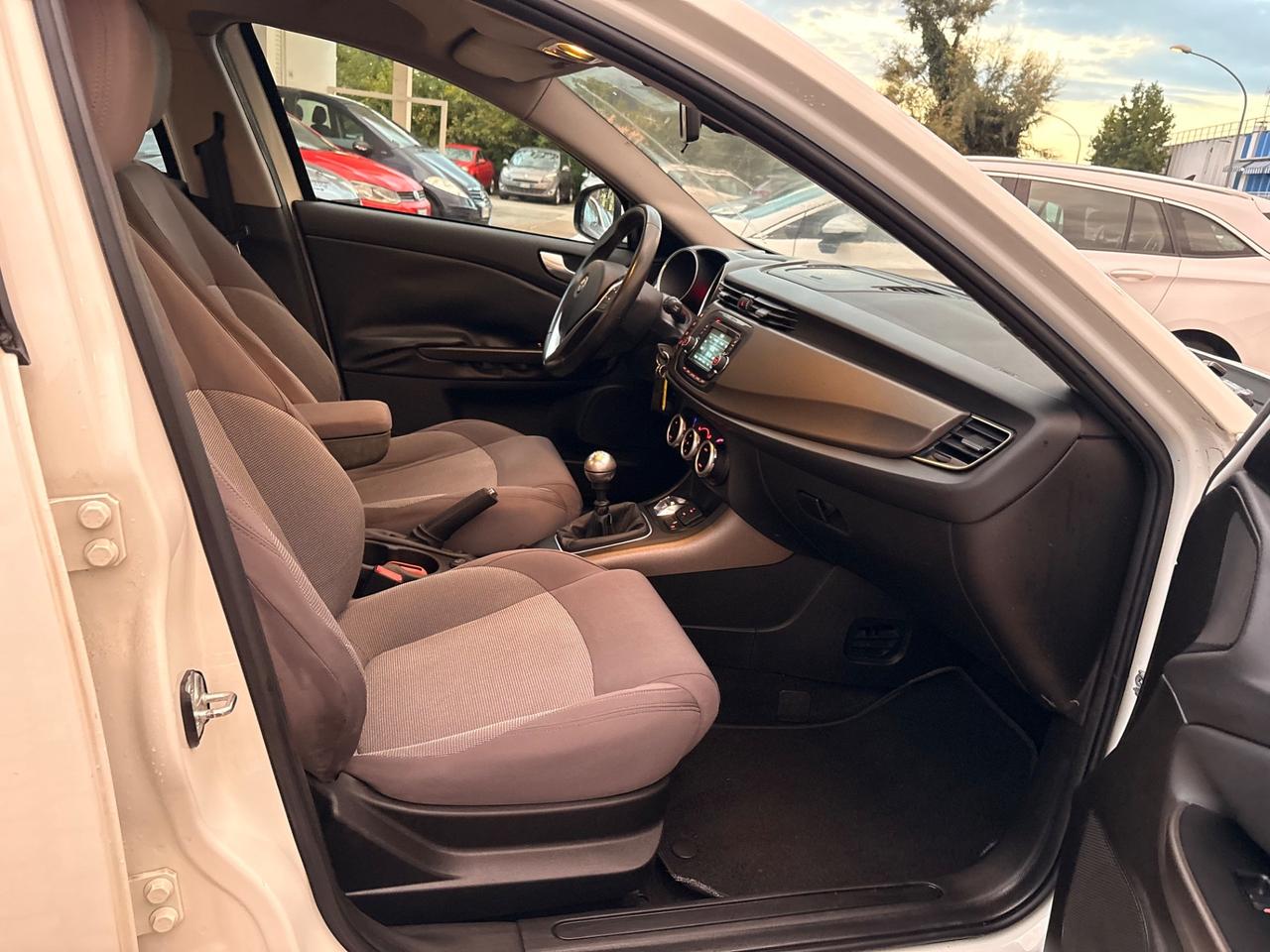 Alfa Romeo Giulietta 1.6 JTDm-2 105 CV Exclusive