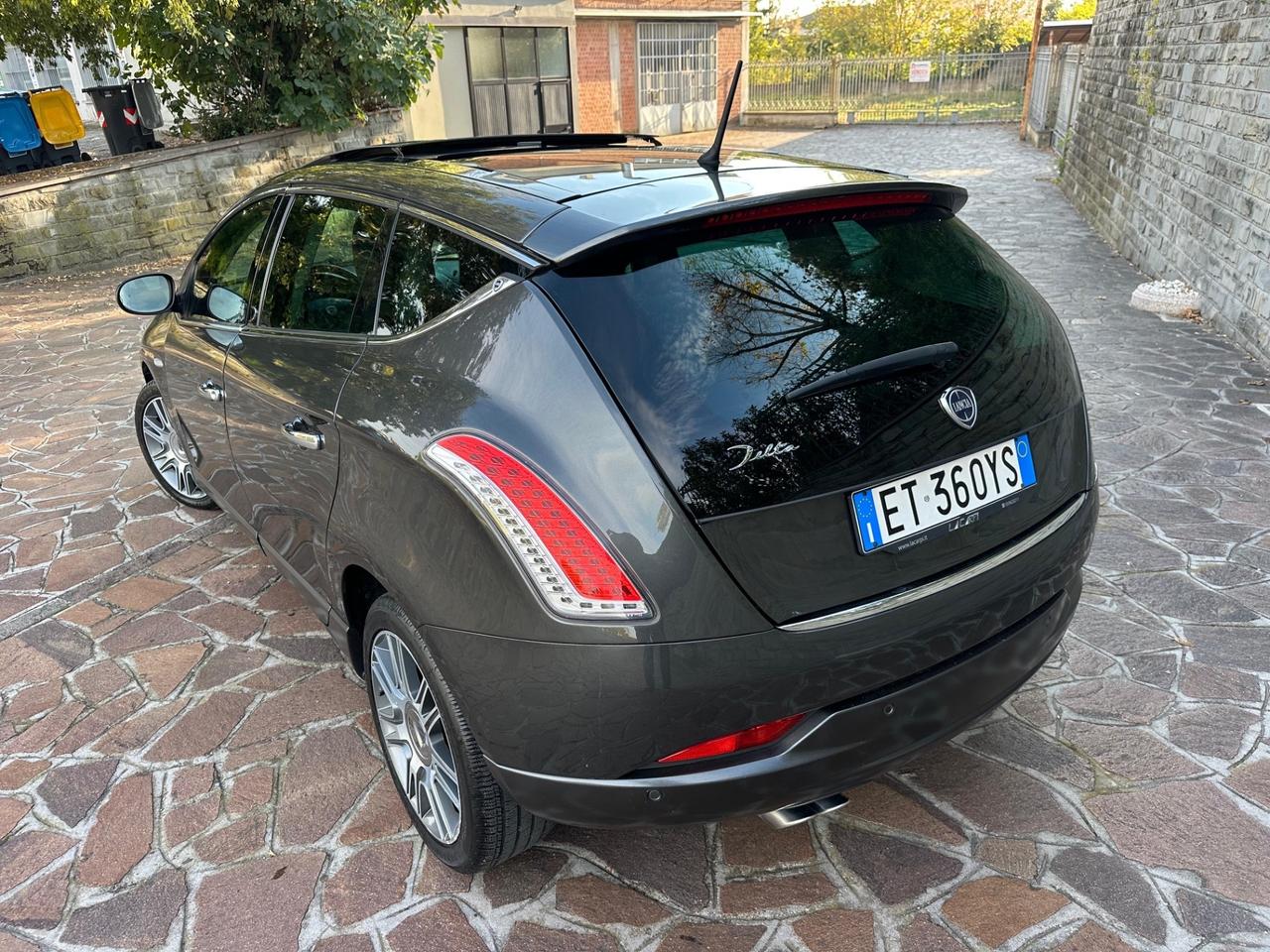 Lancia Delta 1.6 MJT DPF Silver tetto apr int pelle