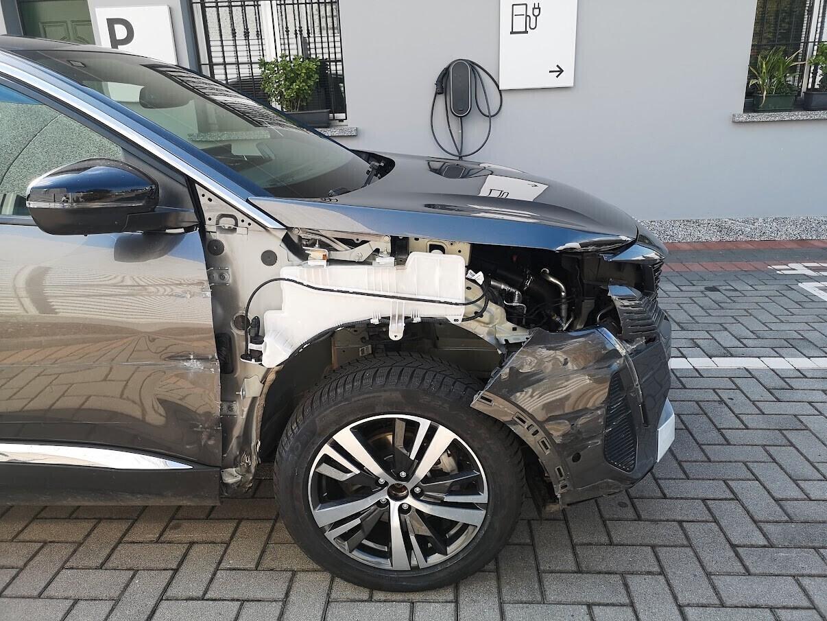 Peugeot 3008 BlueHDi 130 S&S EAT8 Allure Pack KM 50.008 !!!