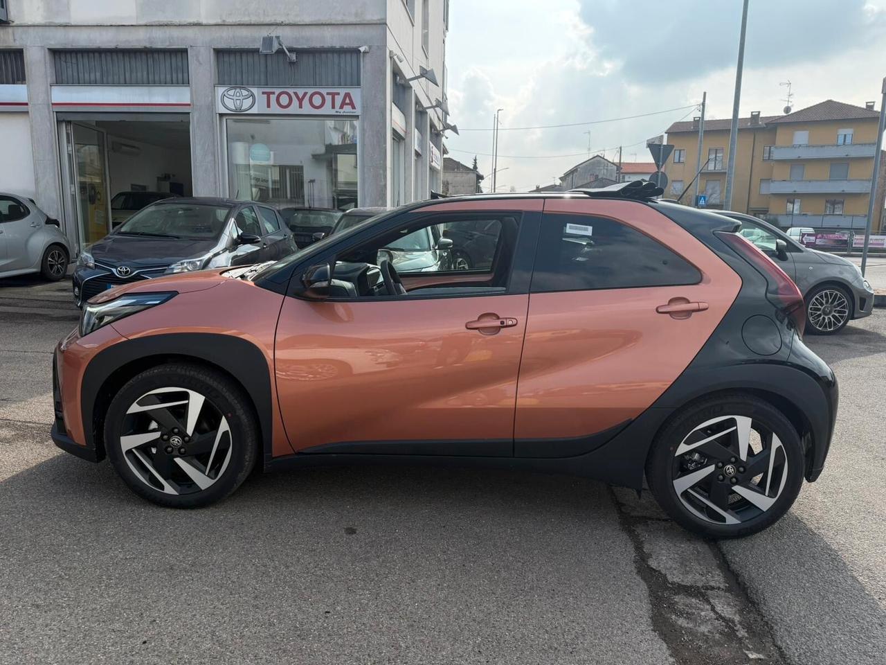 Toyota Aygo X 1.5 Hybrid 115 CV 5 porte Premium