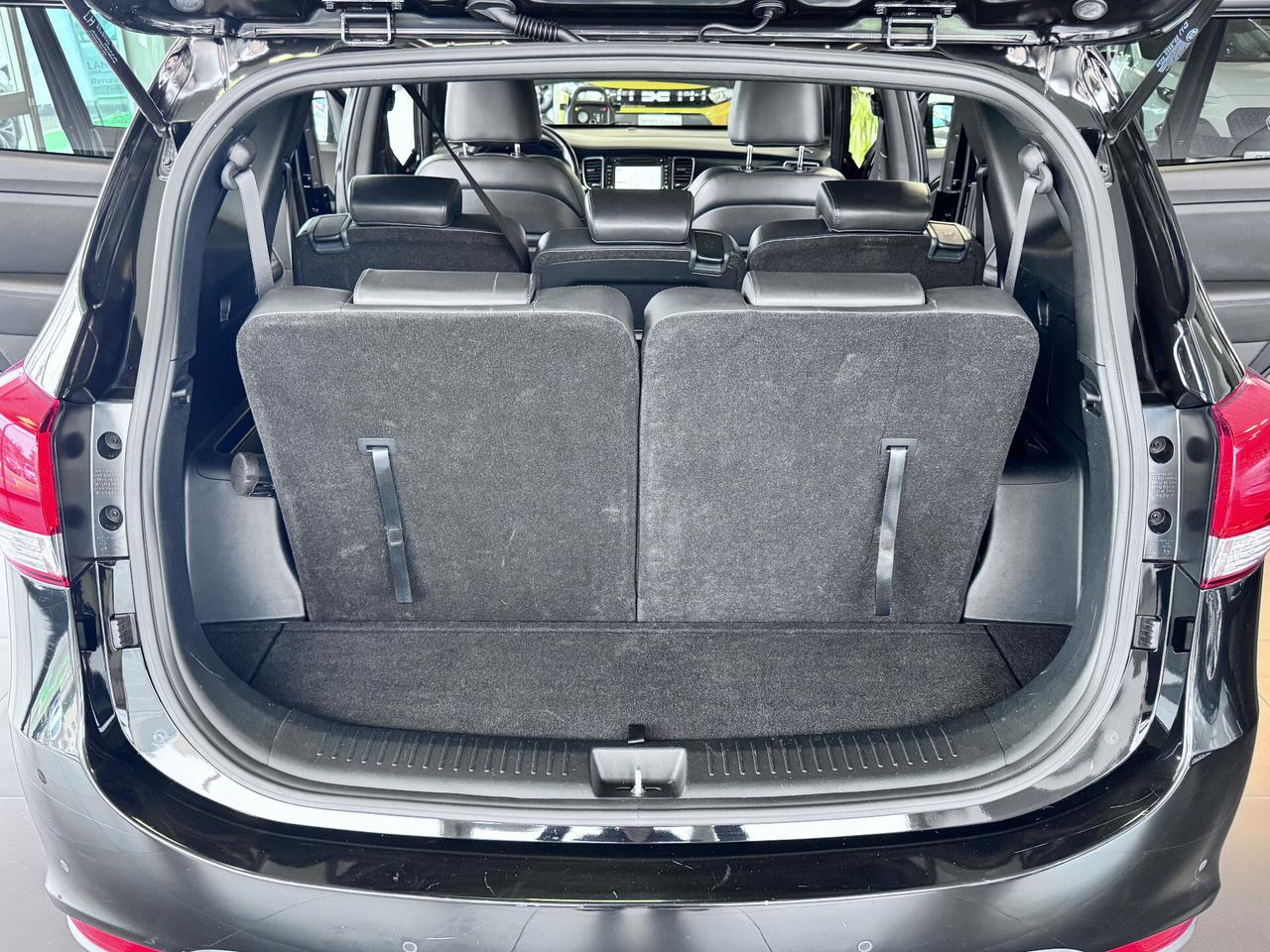 Kia Carens 1.7 CRDi 141 CV DCT Platinum