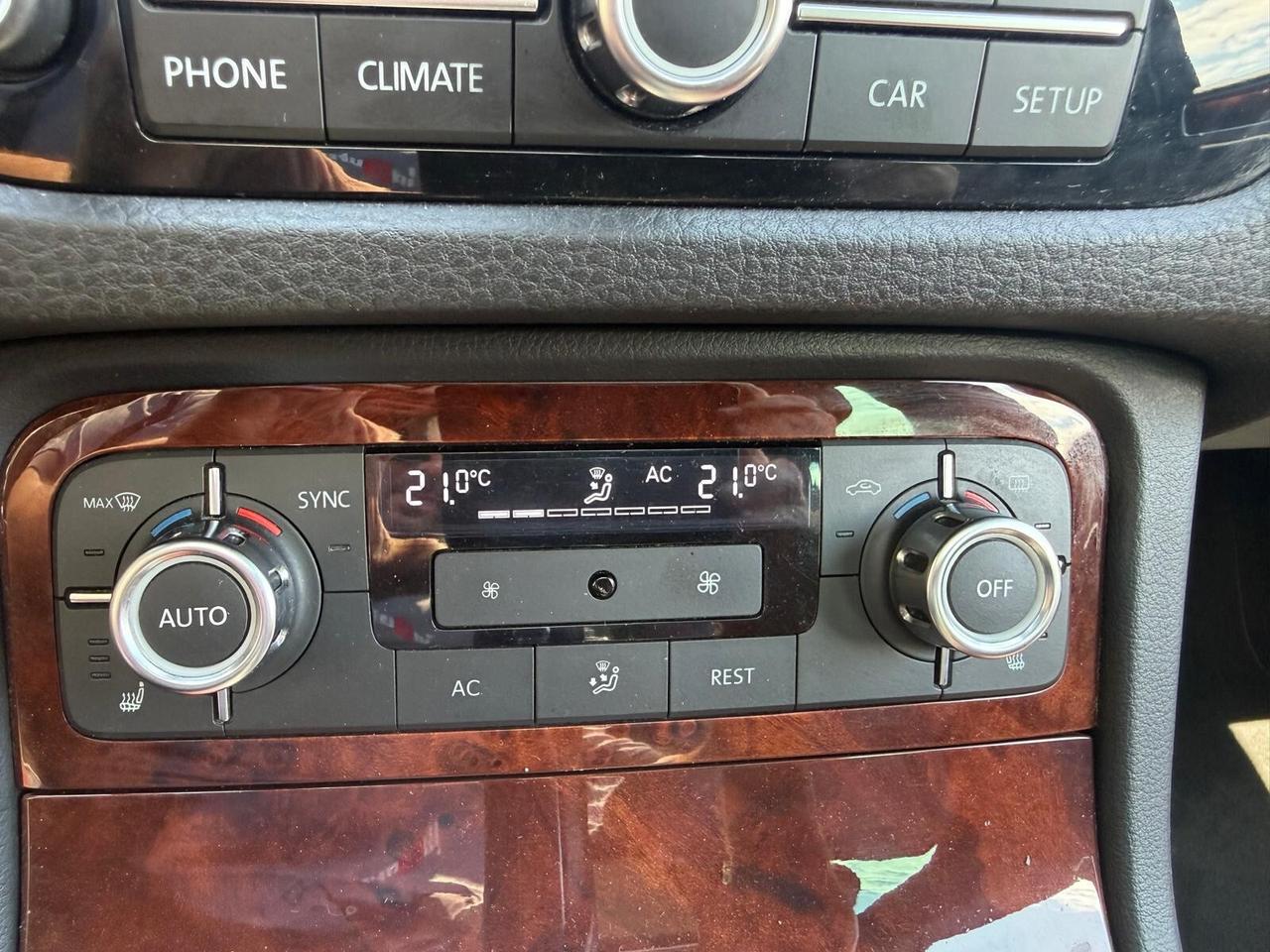 Volkswagen Touareg 3.0 TDI 245 cv EXECUTIVE