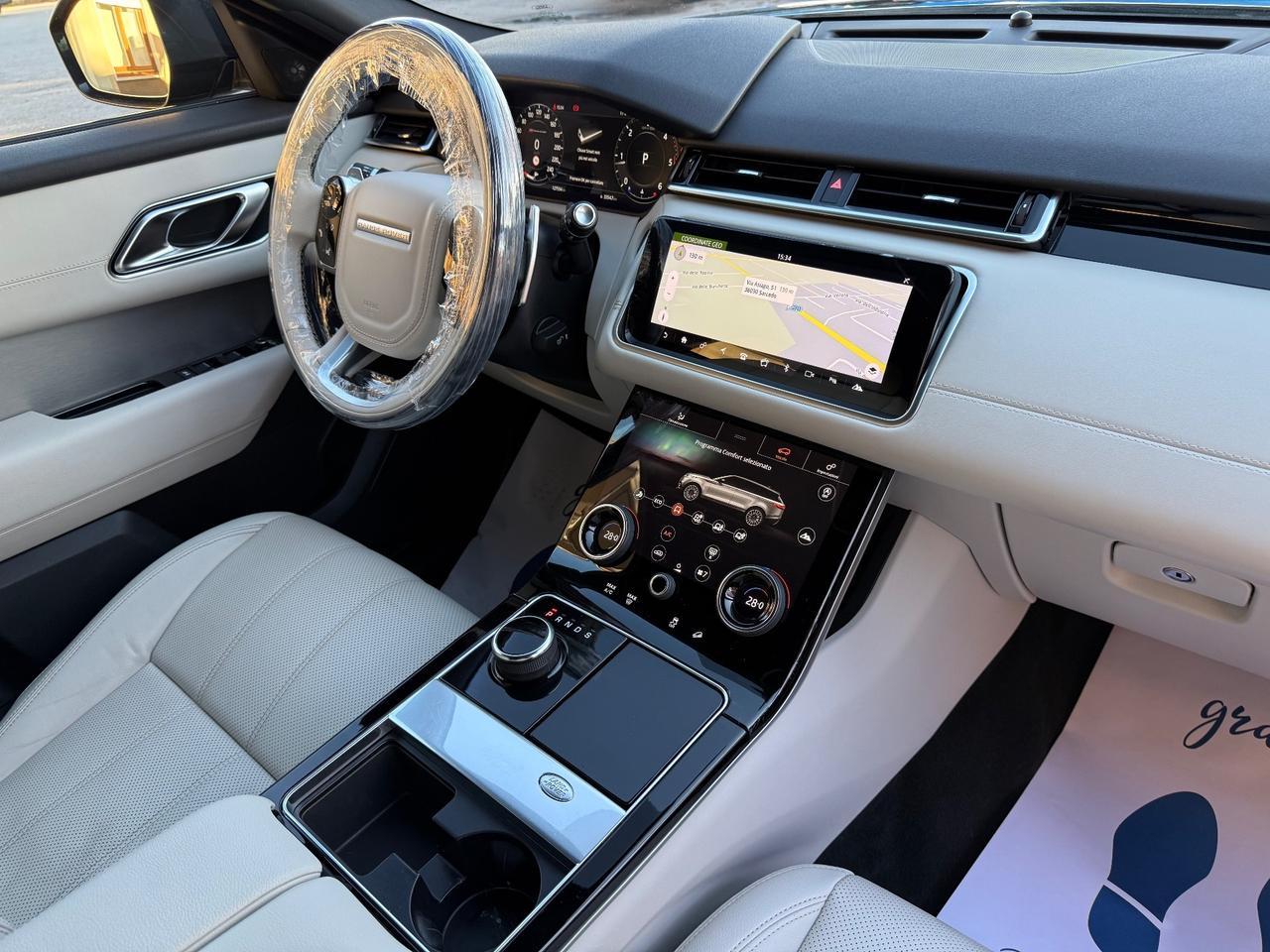 Land Rover Range Velar 2.0D I4 240 CV R-Dynamic