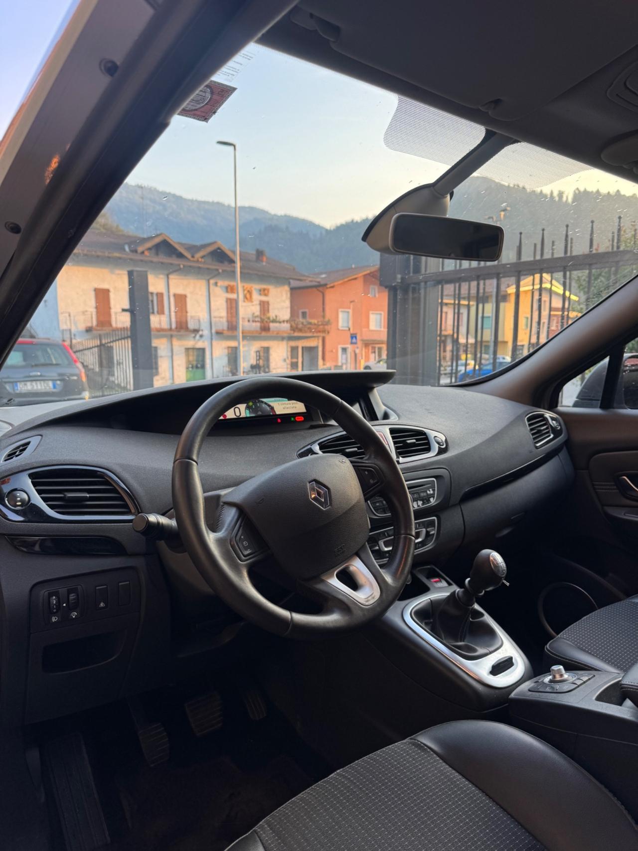 Renault Scenic Scénic X-Mod 1.5 dCi 110CV Luxe