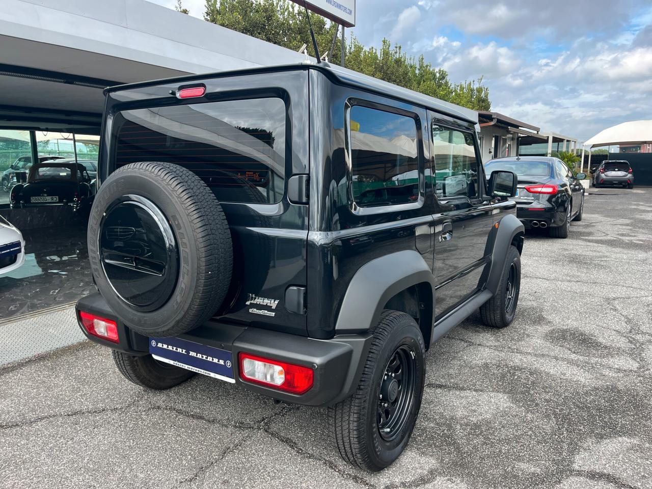 Suzuki Jimny 1.5 5MT Top