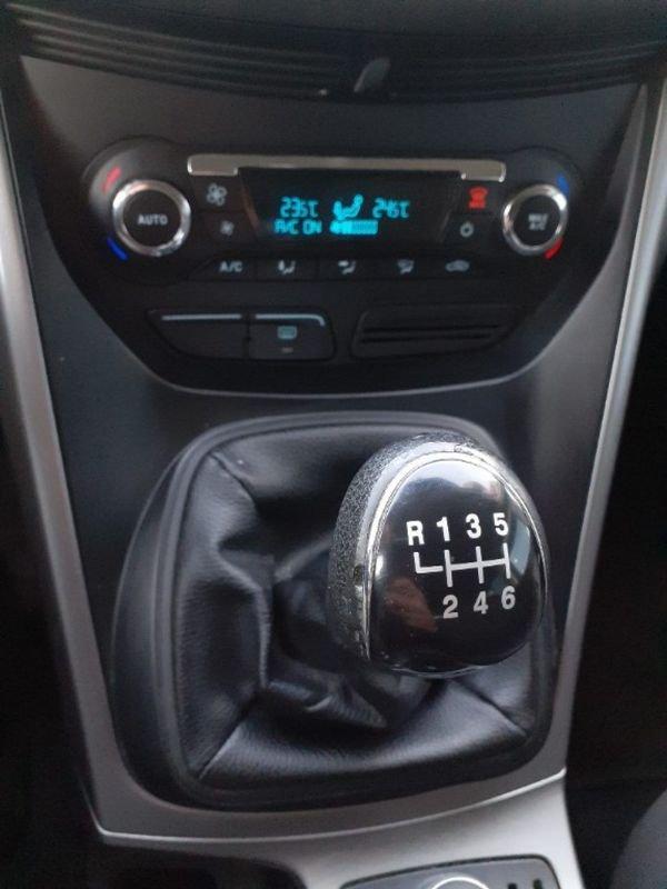 Ford Kuga 2.0 TDCI 140 2WD 1 PROP GARANZIA