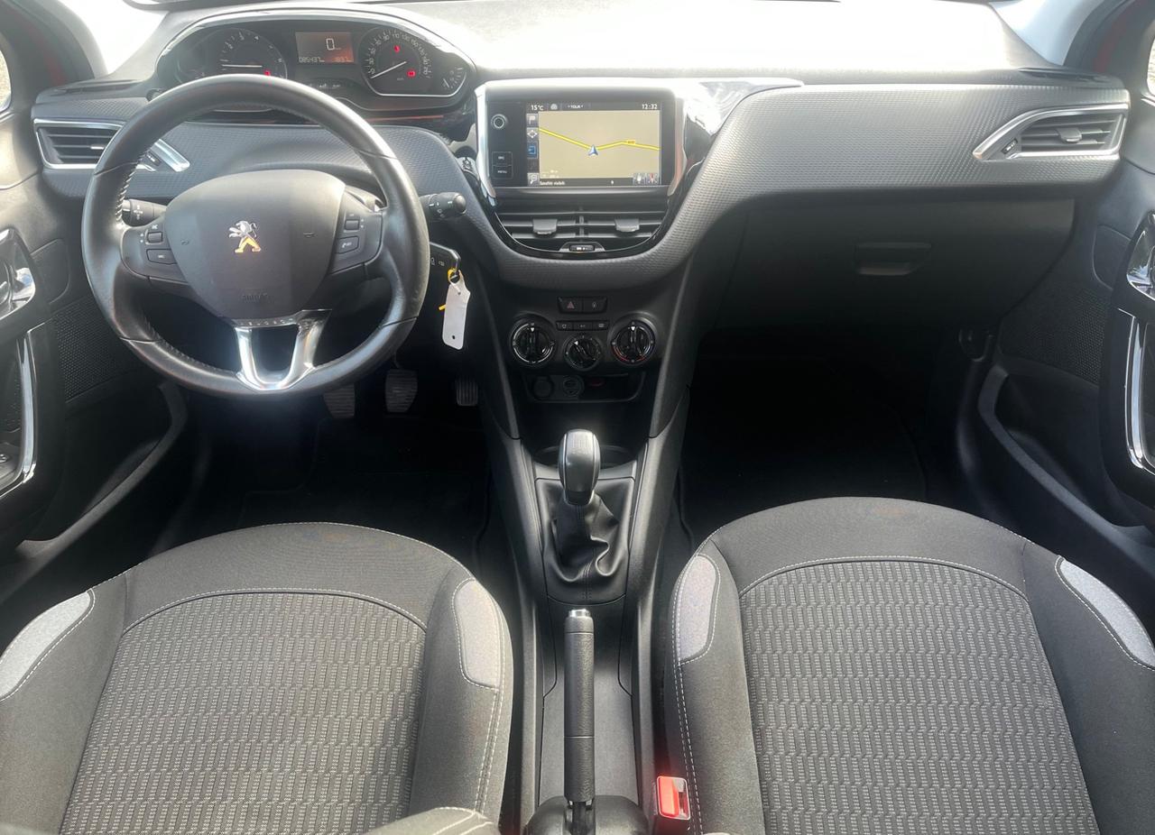 Peugeot 208 PureTech 82 5 porte Style-Km 85500-
