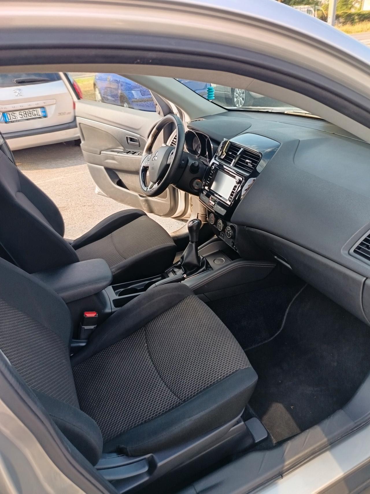 Mitsubishi ASX 1.6 2WD Instyle Navi