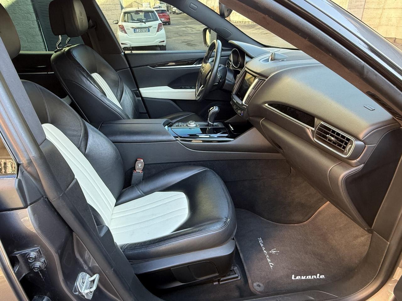 Maserati Levante V6 Diesel Granlusso Trofeo AWD