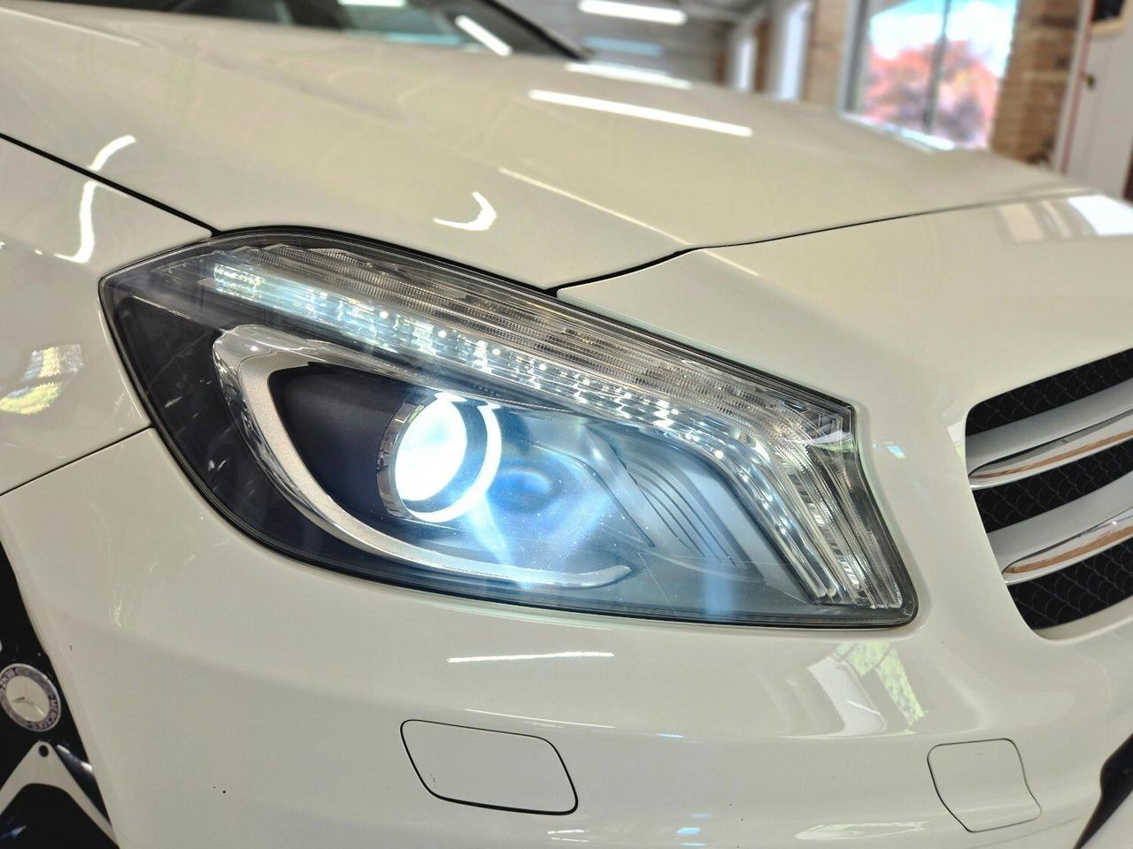 Mercedes A180 Aut. Premium AMG **MOTORE MERCEDES**