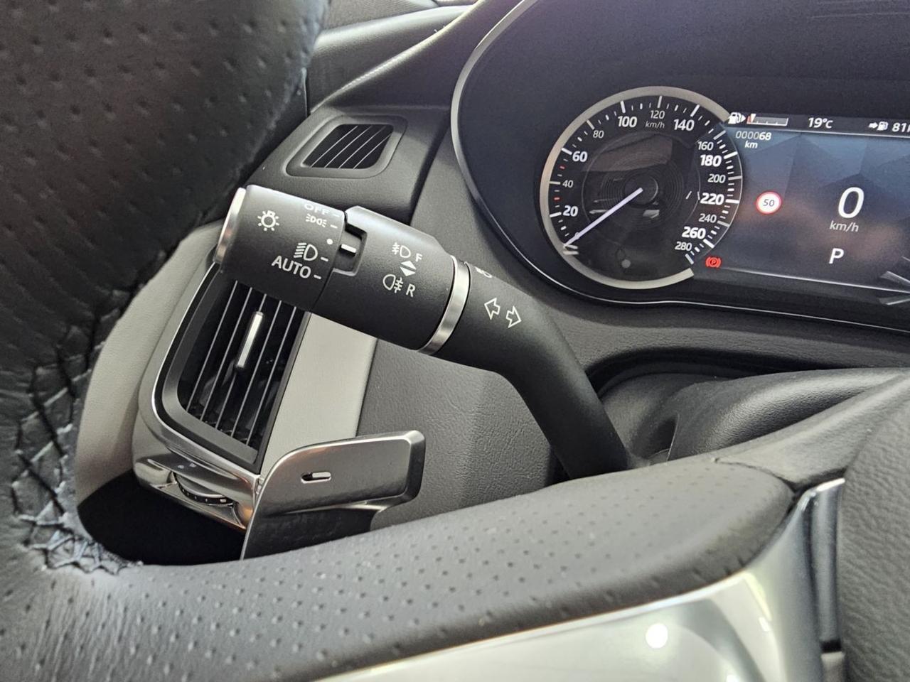 Jaguar E-Pace R-Dynamic SE Navi Camera Tetto C.20" LED BlackPack