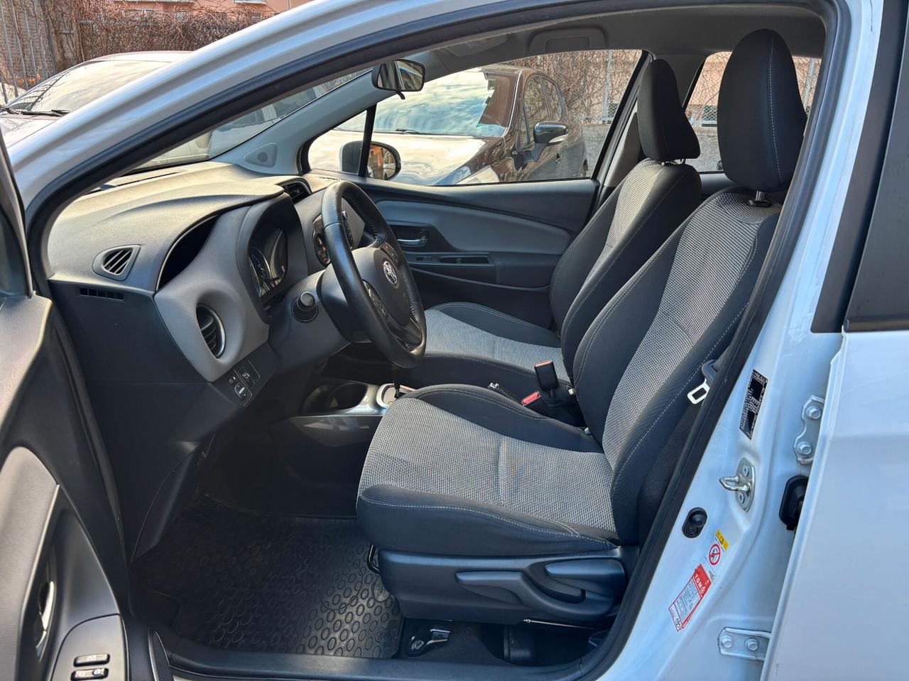 Toyota Yaris 1.5 Hybrid 5 porte Active GARANZIA TOYOTA