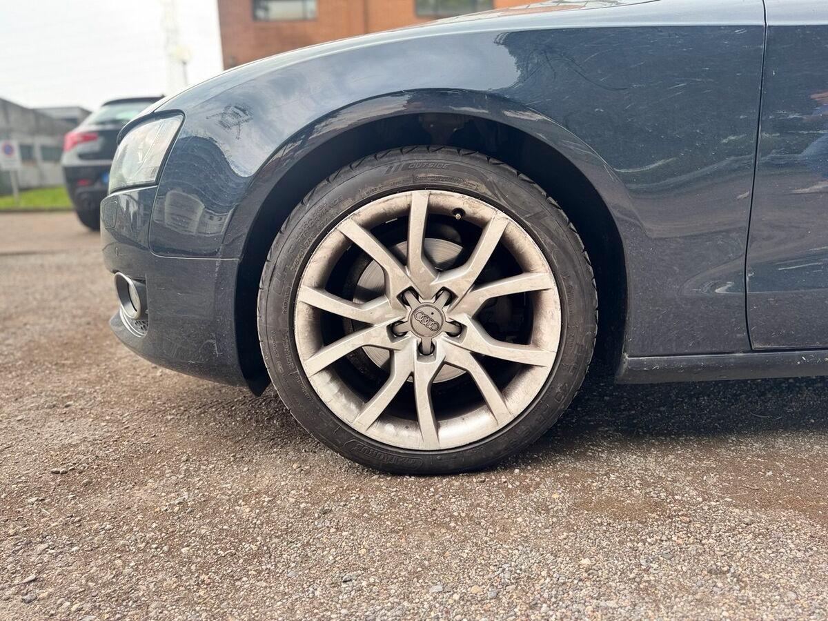 Audi A5 2.0 tfsi Ambiente