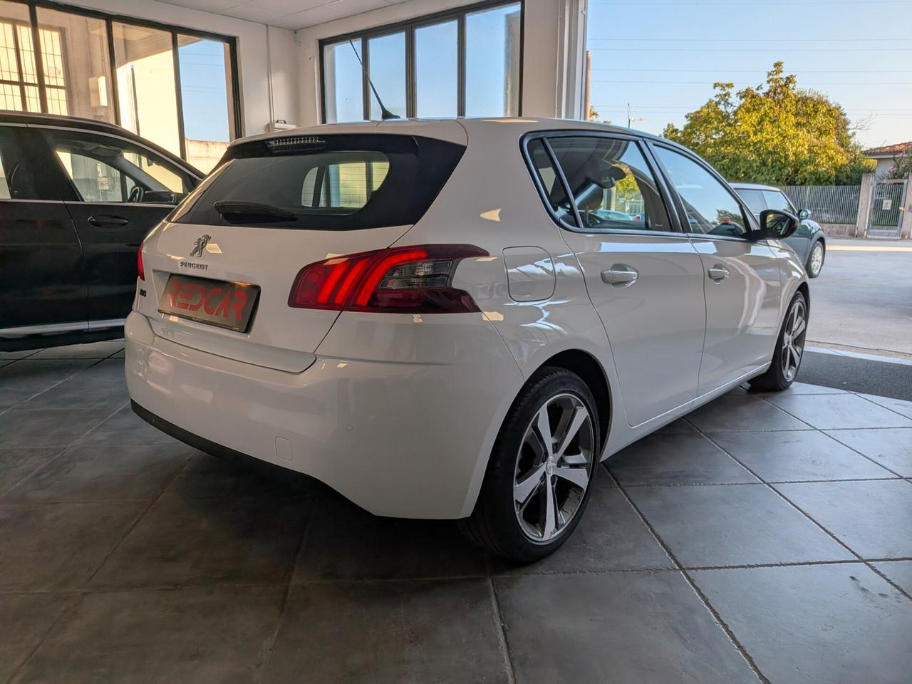 PEUGEOT 308 1.5 BLUEHDI