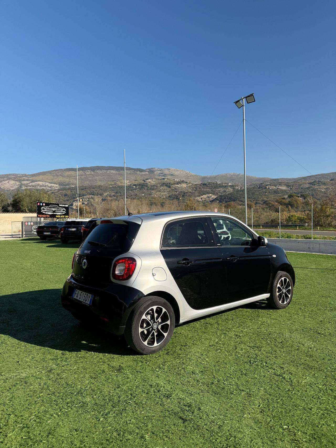 Smart ForFour 70cv 1.0 Passion AUTOMATICA DOPPIO TETTO PANORAMICO