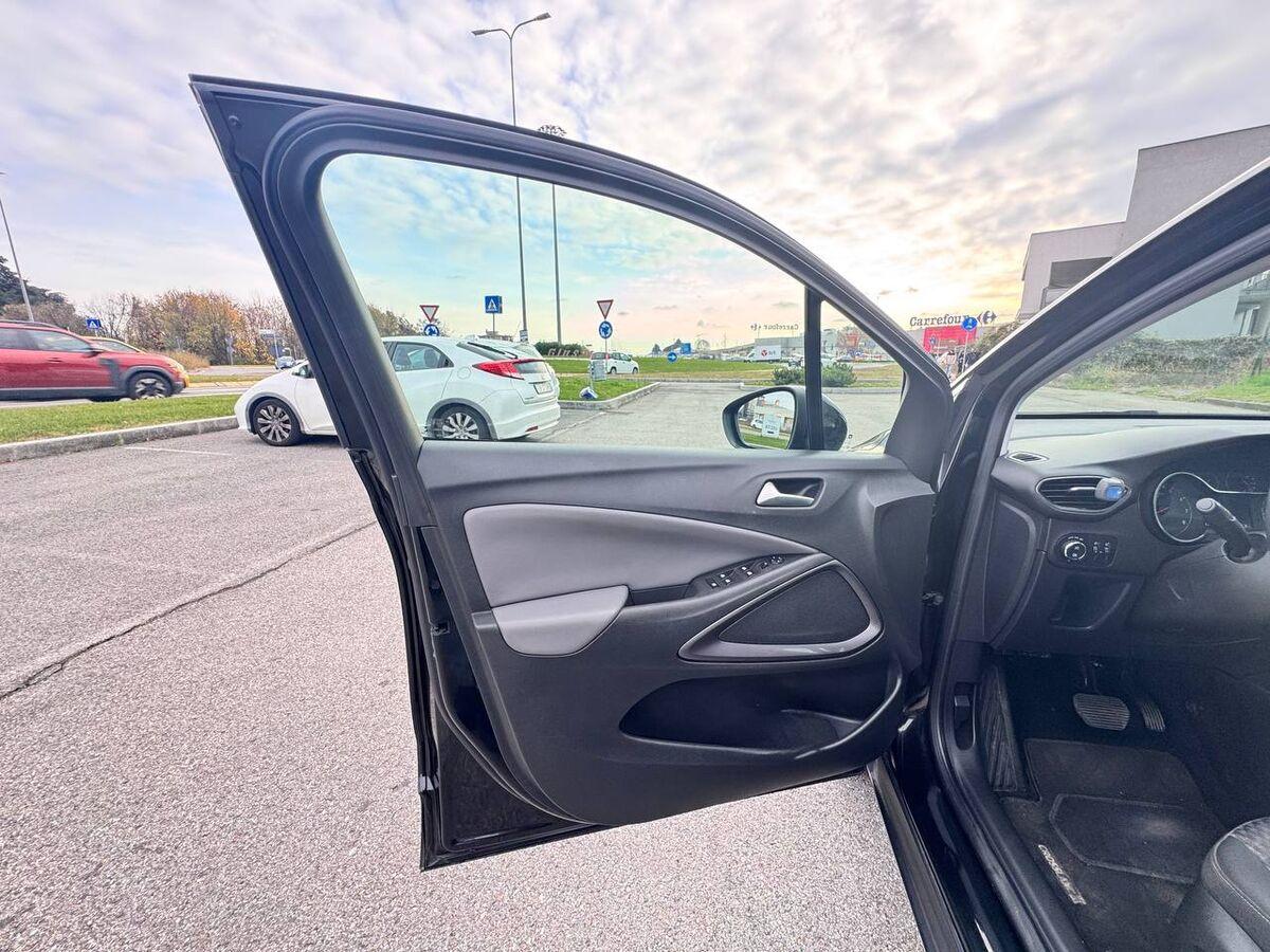 Opel Crossland X 1.2 Ultimate s&s 110cv auto my19
