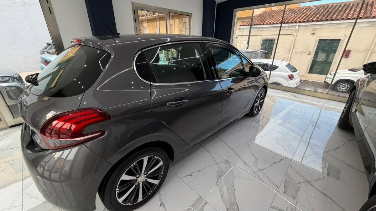 Peugeot 208 Peugeot 208 1.6 bluehdi Allure 100cv 5p