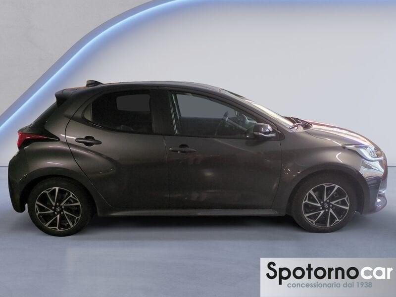 Toyota Yaris Hybrid Lounge MY22