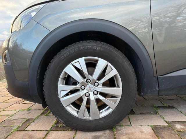 PEUGEOT 3008 BlueHDi 120 S&S Business