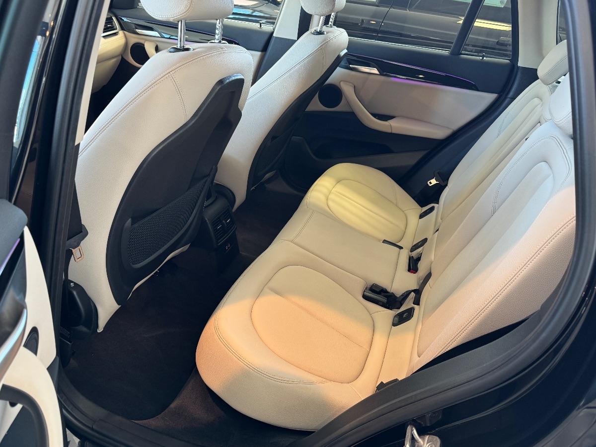 BMW X1 sDrive 18d xLine Pelle/Ambient Light