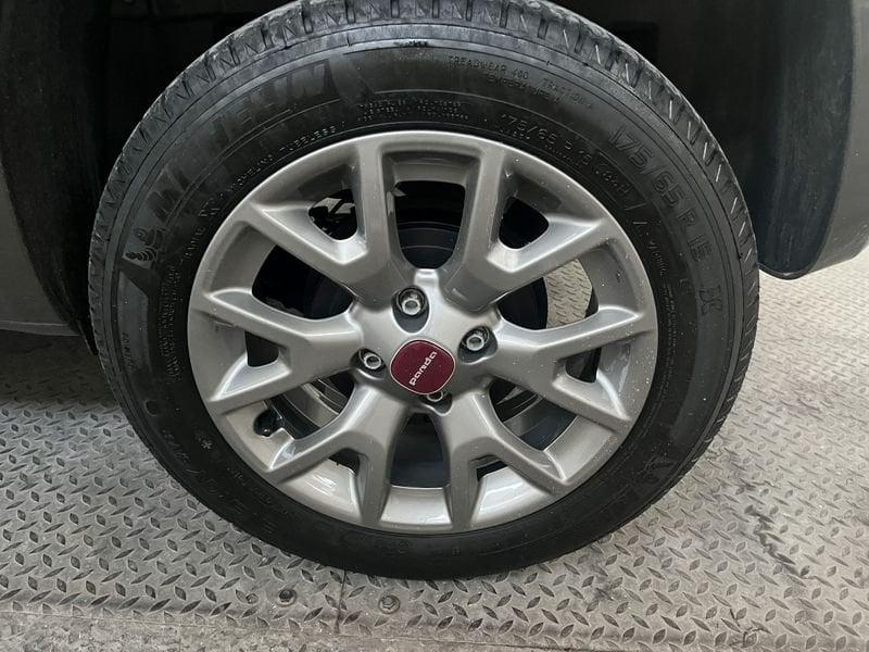 FIAT Panda Panda 0.9 t.air t. natural power Easy 70cv TUA 89,00 AL MESE
