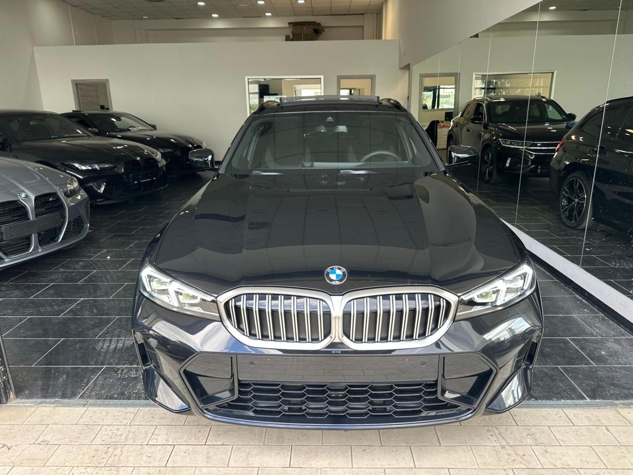 BMW Serie 3 Touring XDrive M-Sport Tetto Navi C.Lega19" PDC MSport M