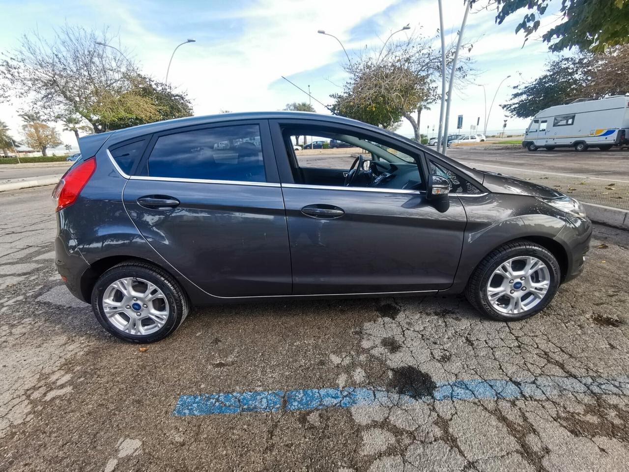 Ford Fiesta 1.4 5p. Bz.- GPL Titanium - 2017