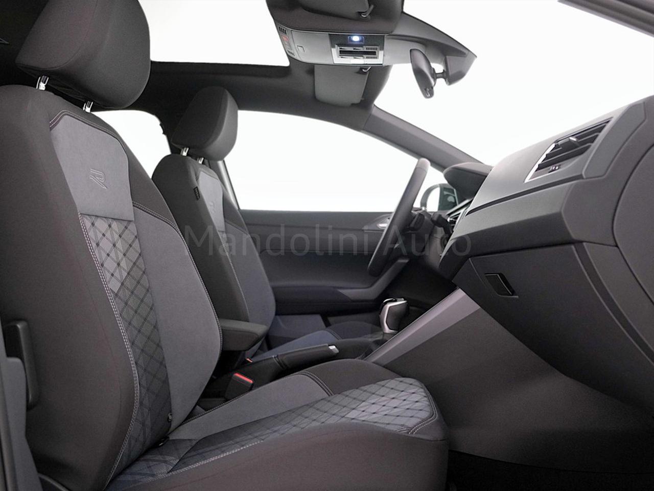 Volkswagen Taigo 1.0 tsi 115cv r-line dsg