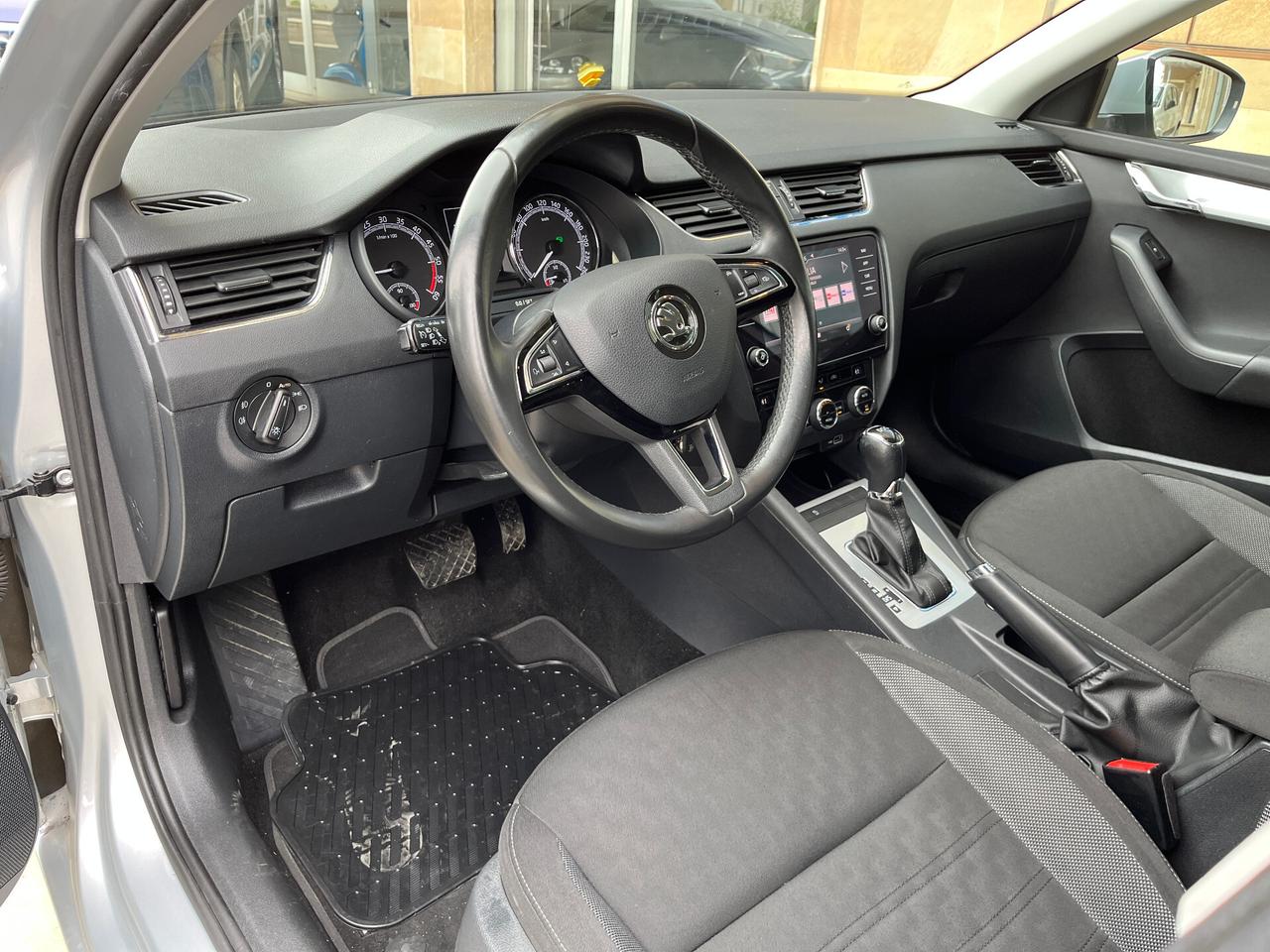 Skoda Octavia 1.6 TDI 115 CV DSG Wagon Executive