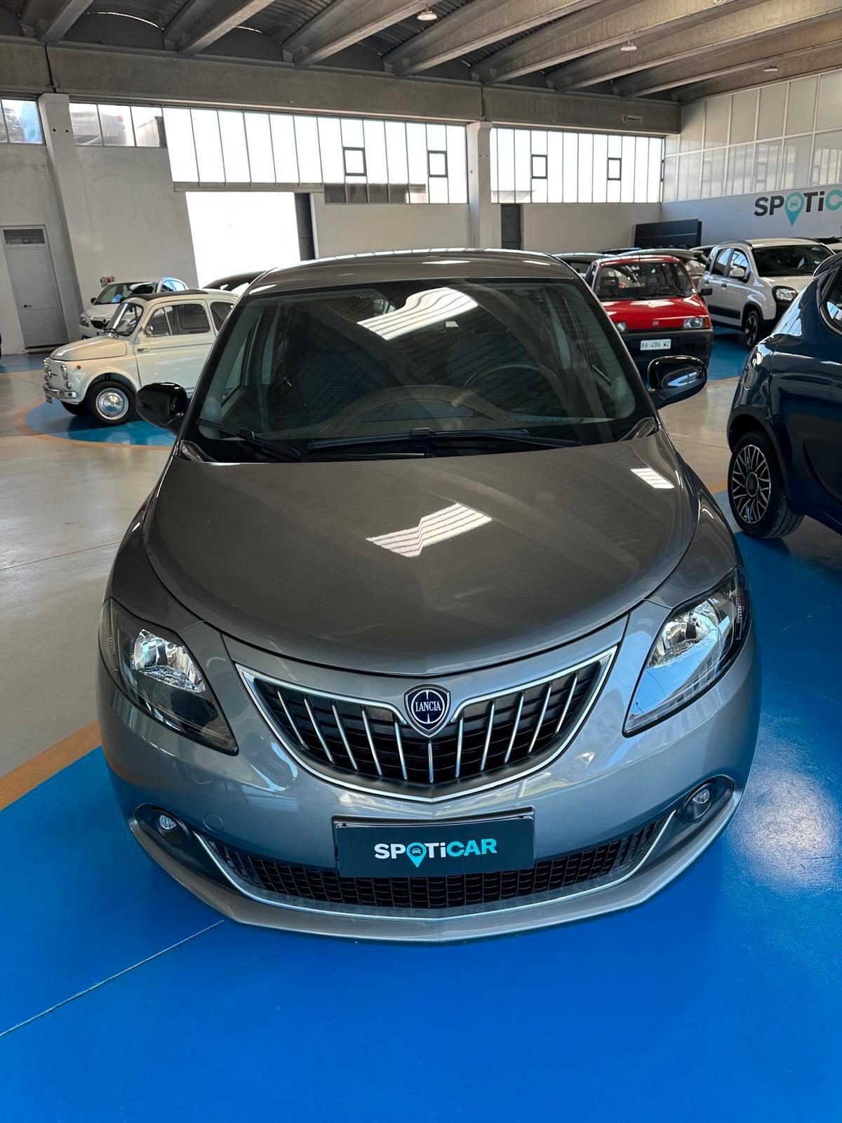 Lancia YPSILON 1.0 Platino 2024 KM AZIEND TELECAMERA