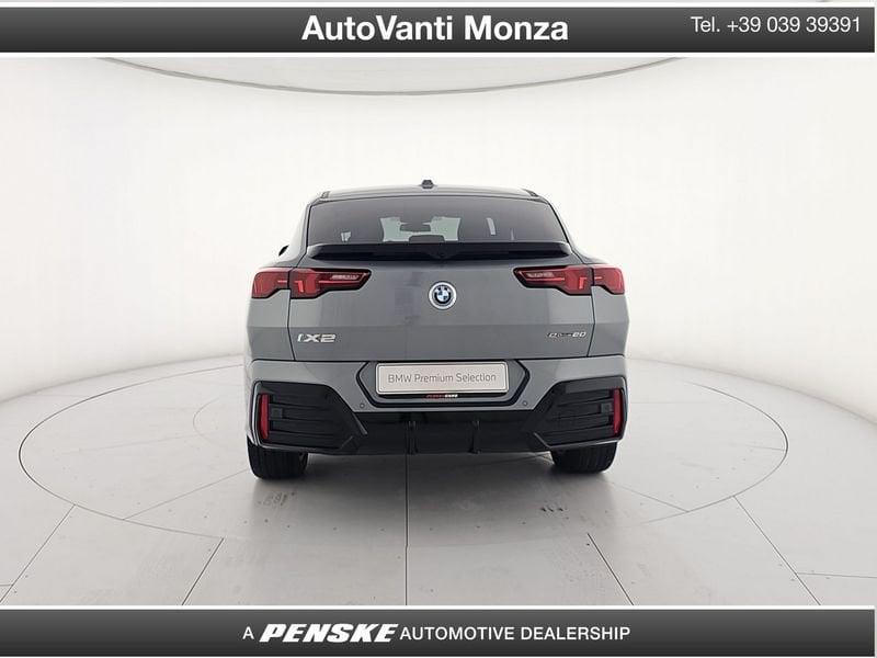 BMW iX2 eDrive 20 M Sport