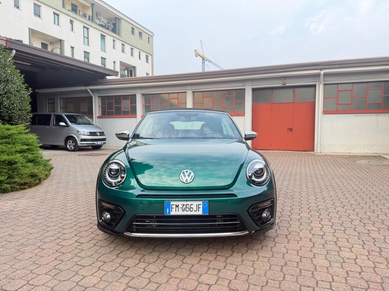 Volkswagen Maggiolino Cabrio 2.0 TSI DSG Sport Rline