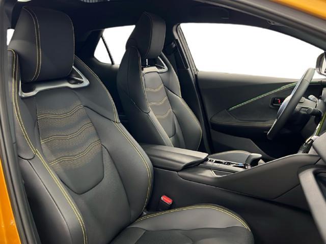 TOYOTA C-HR 2.0 PHEV Lounge Premiere