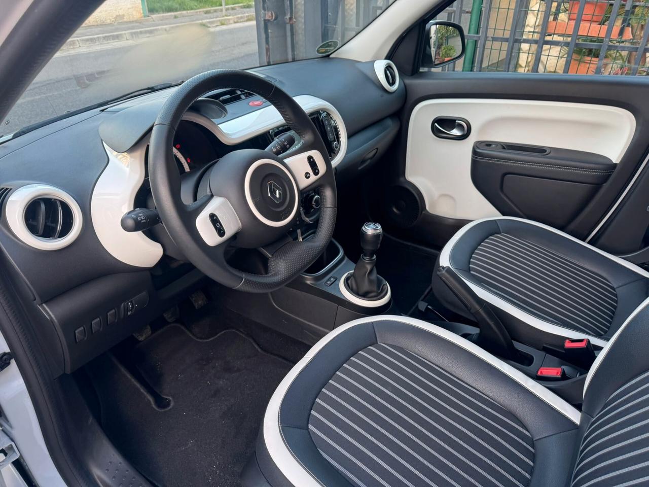 Renault Twingo SCe 65 CV Duel2
