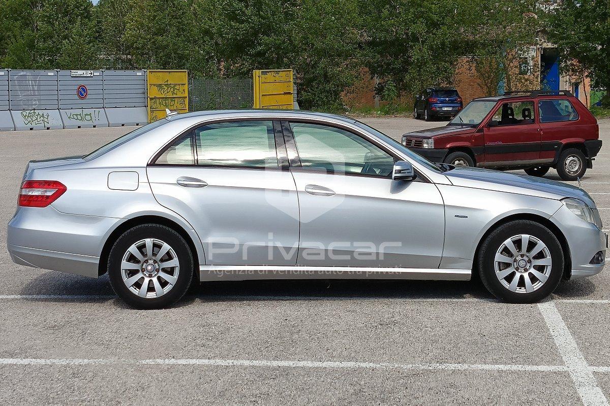 MERCEDES E 220 CDI BlueEFFICIENCY Avantgarde AMG