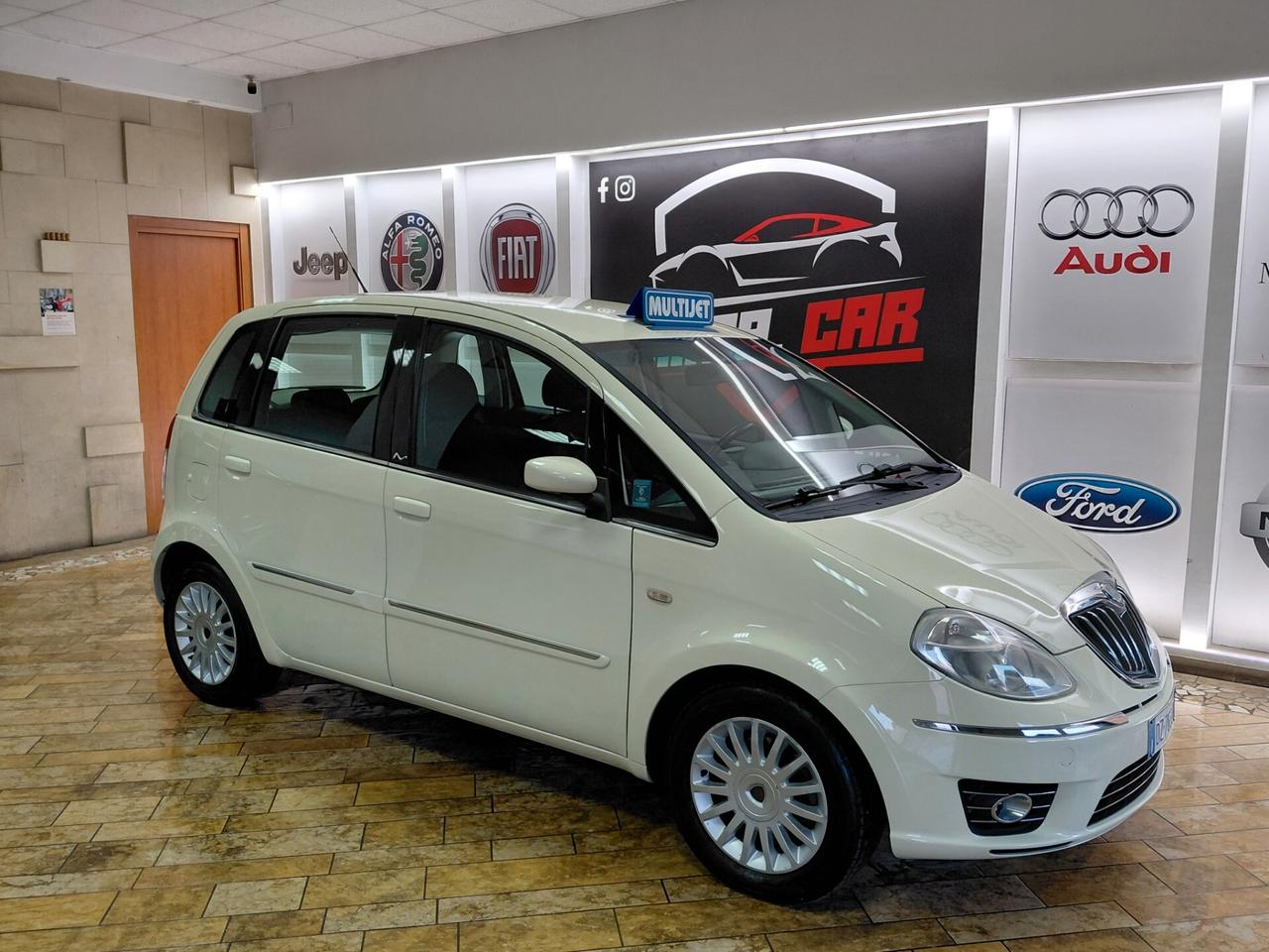 Lancia MUSA 1.3 Multijet 16V 90 CV Oro Plus