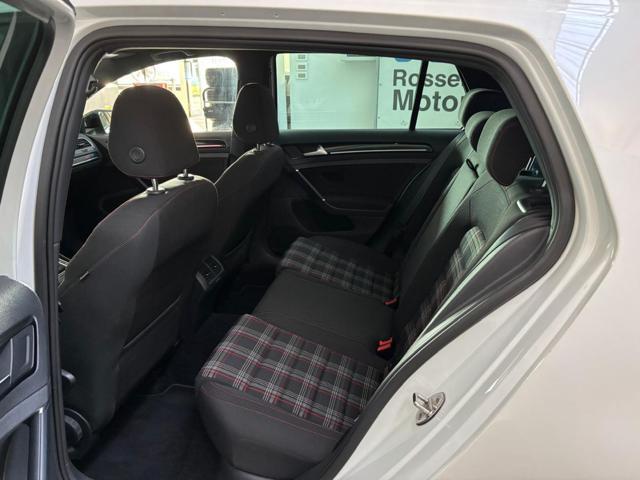 VOLKSWAGEN Golf GTI 2.0 TSI DSG 5p. BlueMotion Technology