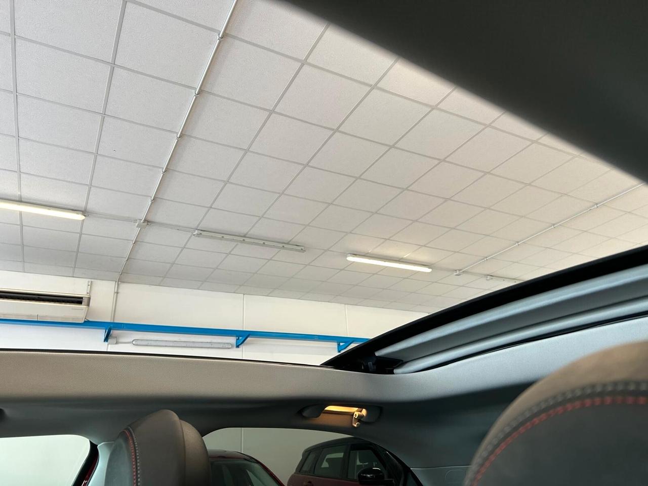 Fiat 500X SPORT DOLCEVITA 1.5 T4 Hybrid DCT SPOTICAR