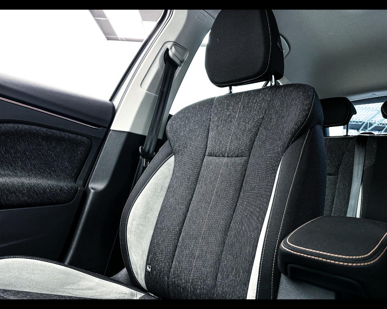 SKODA Kamiq - Kamiq 1.0 TSI 115 CV DSG Style