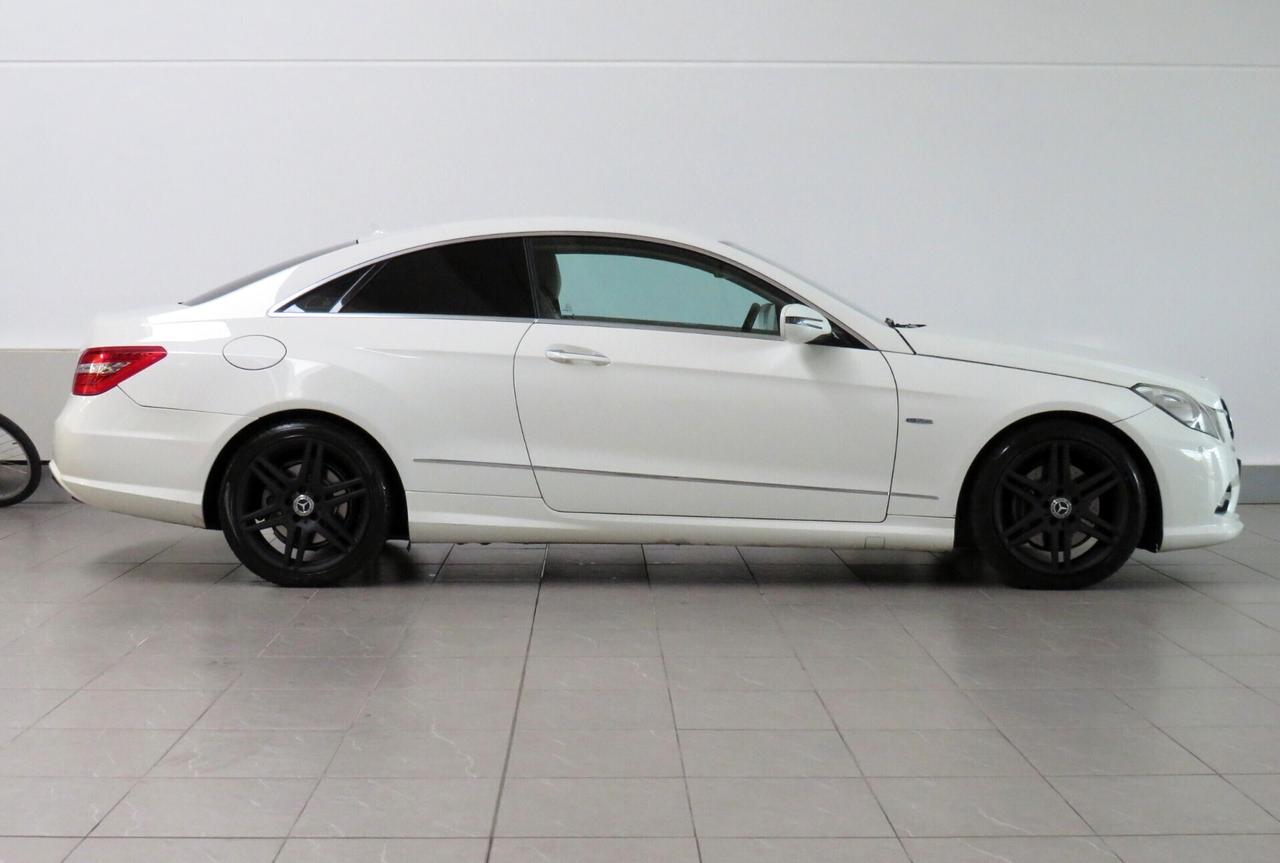 MERCEDES-BENZ E250 COUPE AMG