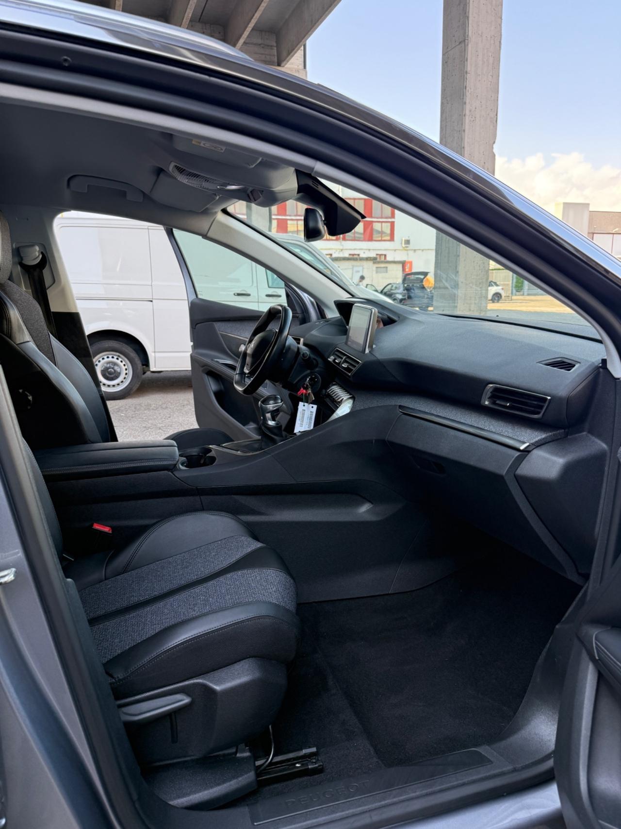 Peugeot 5008 BlueHDi 130cv S&S Allure