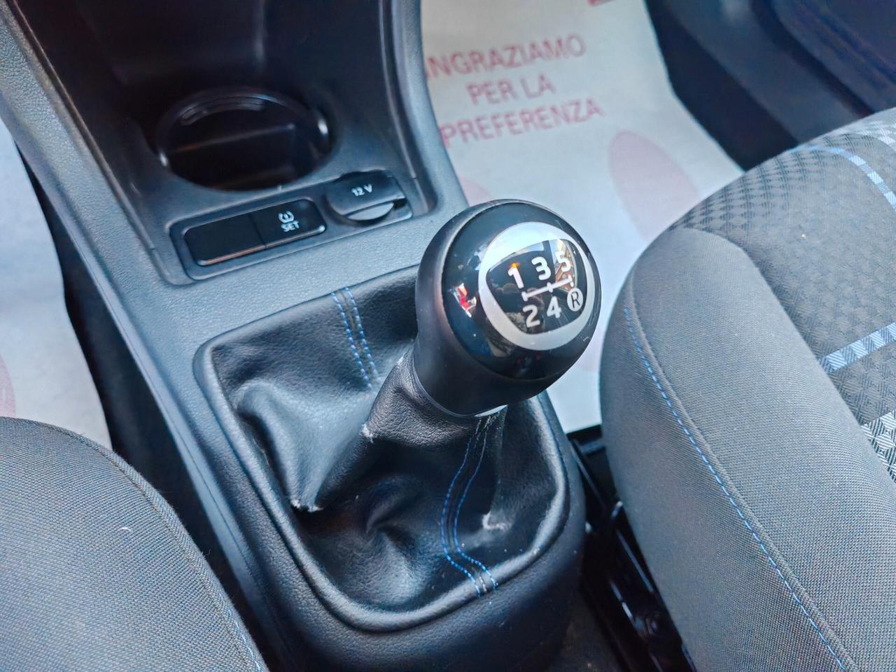 Volkswagen Up 1.0 benzina 08/2015 Cv60