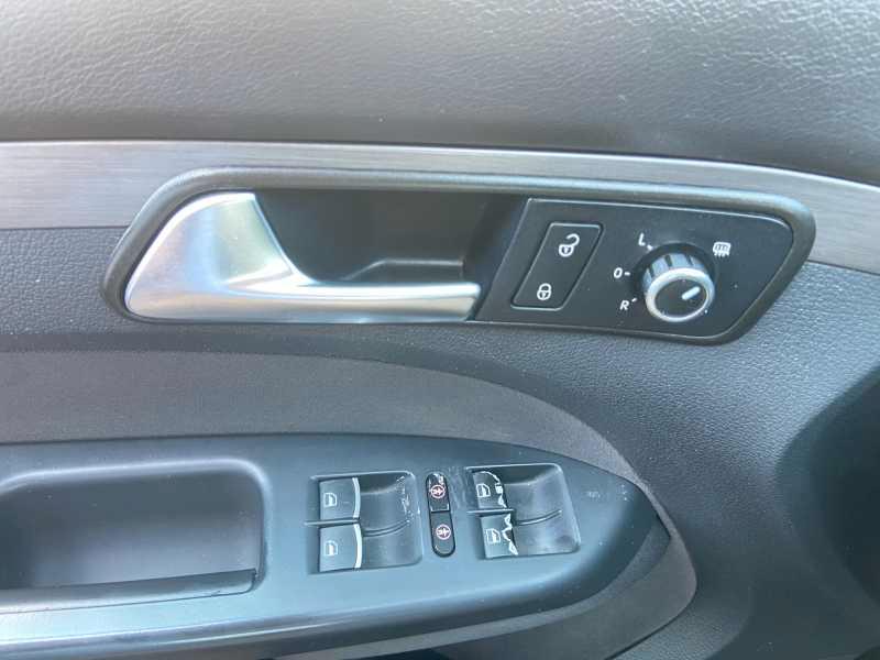 VOLKSWAGEN Touran 1.6 tdi Comfortline Business